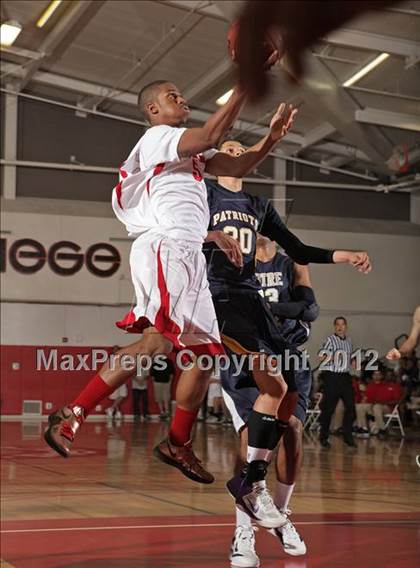 Thumbnail 2 in Battle of The Valley (East vs. West) photogallery.