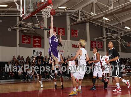 Thumbnail 3 in Battle of The Valley (East vs. West) photogallery.
