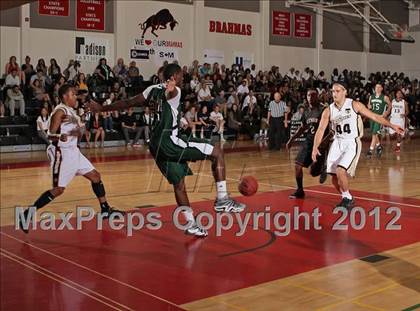 Thumbnail 3 in Battle of The Valley (East vs. West) photogallery.