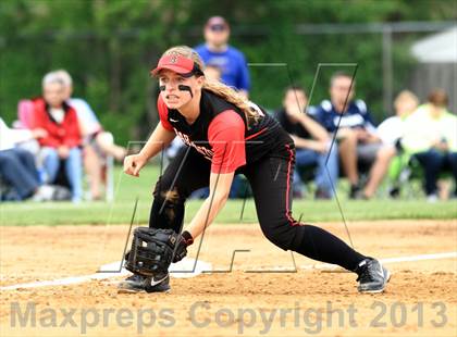 Thumbnail 3 in Barrington vs Fremd (IHSA 4A Sectional) photogallery.