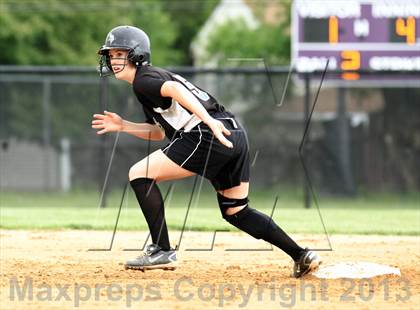 Thumbnail 3 in Barrington vs Fremd (IHSA 4A Sectional) photogallery.