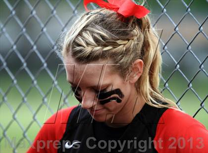 Thumbnail 1 in Barrington vs Fremd (IHSA 4A Sectional) photogallery.