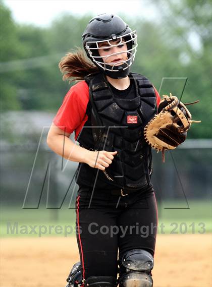 Thumbnail 2 in Barrington vs Fremd (IHSA 4A Sectional) photogallery.