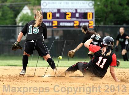 Thumbnail 3 in Barrington vs Fremd (IHSA 4A Sectional) photogallery.