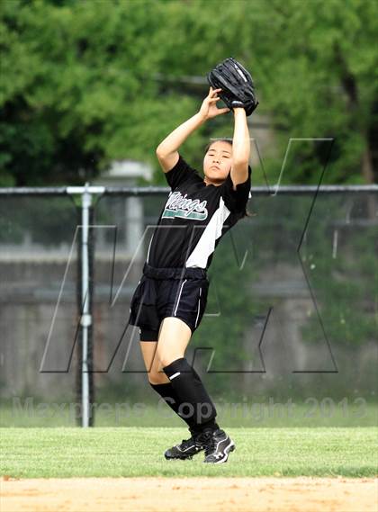 Thumbnail 3 in Barrington vs Fremd (IHSA 4A Sectional) photogallery.