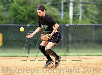 Thumbnail 2 in Barrington vs Fremd (IHSA 4A Sectional) photogallery.