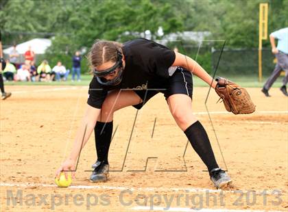 Thumbnail 1 in Barrington vs Fremd (IHSA 4A Sectional) photogallery.