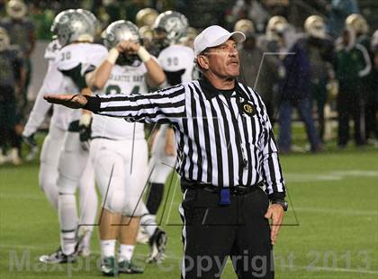 Thumbnail 3 in Granite Bay vs. Long Beach Poly (CIF State D1 Final) photogallery.
