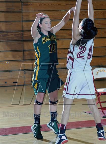 Thumbnail 2 in Moorpark @ La Canada (La Canada Tournament) photogallery.