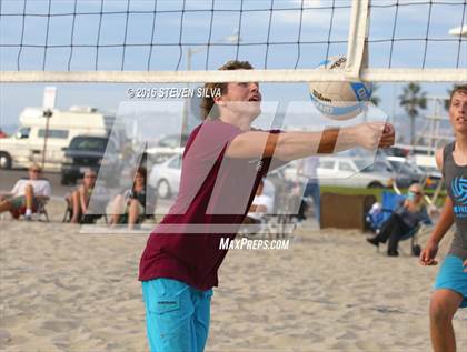 Thumbnail 3 in La Jolla vs. Point Loma (CIF SDS Open Division 3rd Place Final) photogallery.