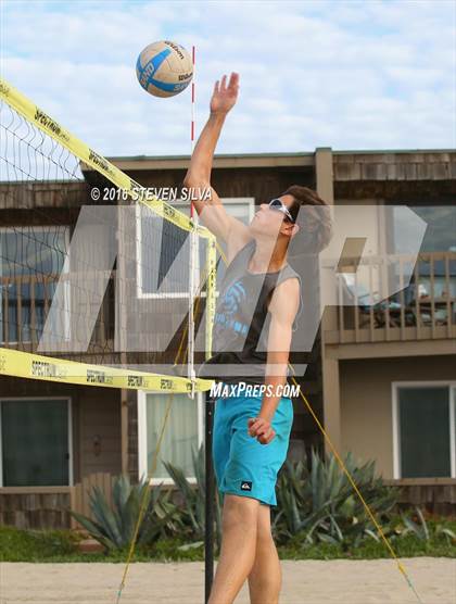 Thumbnail 3 in La Jolla vs. Point Loma (CIF SDS Open Division 3rd Place Final) photogallery.