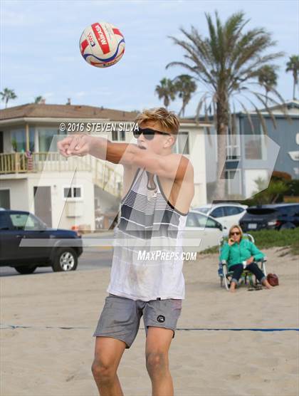 Thumbnail 3 in La Jolla vs. Point Loma (CIF SDS Open Division 3rd Place Final) photogallery.