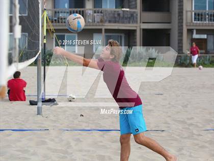 Thumbnail 2 in La Jolla vs. Point Loma (CIF SDS Open Division 3rd Place Final) photogallery.