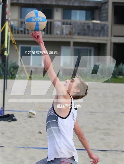 Thumbnail 3 in La Jolla vs. Point Loma (CIF SDS Open Division 3rd Place Final) photogallery.