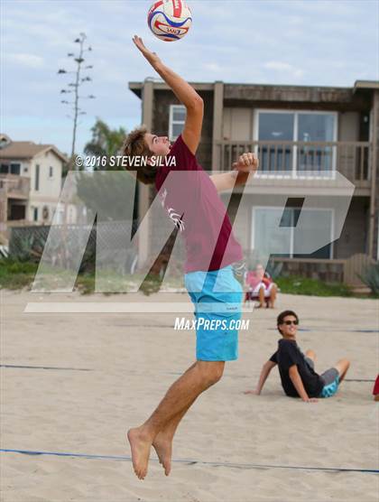 Thumbnail 2 in La Jolla vs. Point Loma (CIF SDS Open Division 3rd Place Final) photogallery.