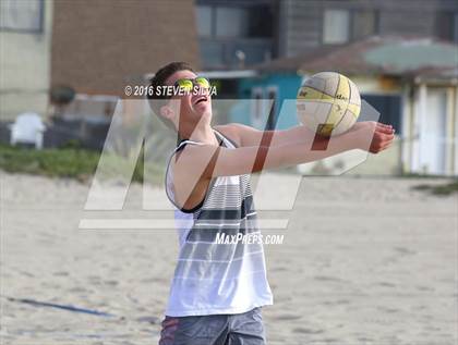Thumbnail 2 in La Jolla vs. Point Loma (CIF SDS Open Division 3rd Place Final) photogallery.