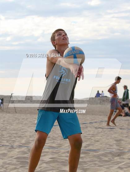 Thumbnail 3 in La Jolla vs. Point Loma (CIF SDS Open Division 3rd Place Final) photogallery.