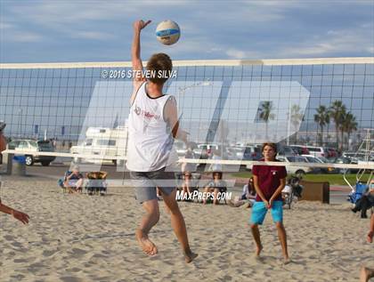 Thumbnail 2 in La Jolla vs. Point Loma (CIF SDS Open Division 3rd Place Final) photogallery.