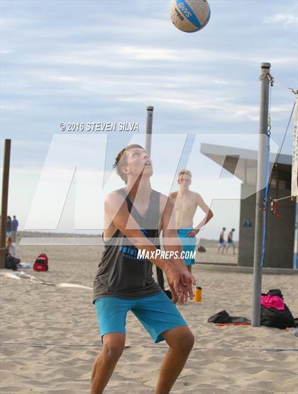 Thumbnail 1 in La Jolla vs. Point Loma (CIF SDS Open Division 3rd Place Final) photogallery.