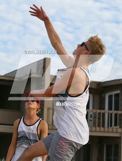 Thumbnail 3 in La Jolla vs. Point Loma (CIF SDS Open Division 3rd Place Final) photogallery.