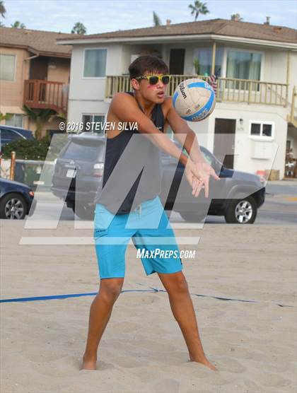 Thumbnail 3 in La Jolla vs. Point Loma (CIF SDS Open Division 3rd Place Final) photogallery.