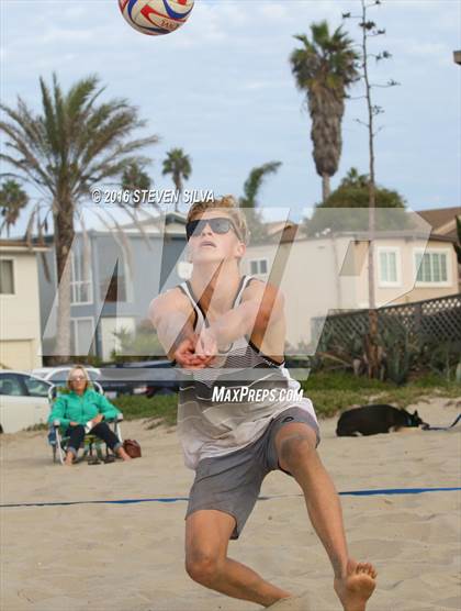 Thumbnail 2 in La Jolla vs. Point Loma (CIF SDS Open Division 3rd Place Final) photogallery.