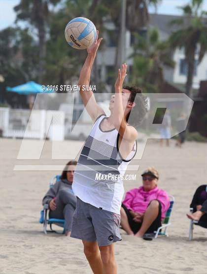 Thumbnail 1 in La Jolla vs. Point Loma (CIF SDS Open Division 3rd Place Final) photogallery.