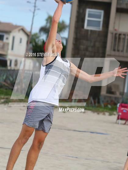 Thumbnail 3 in La Jolla vs. Point Loma (CIF SDS Open Division 3rd Place Final) photogallery.