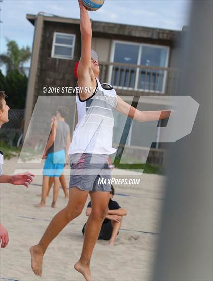 Thumbnail 1 in La Jolla vs. Point Loma (CIF SDS Open Division 3rd Place Final) photogallery.