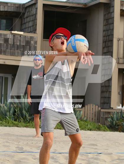 Thumbnail 2 in La Jolla vs. Point Loma (CIF SDS Open Division 3rd Place Final) photogallery.