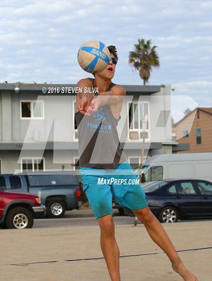 Thumbnail 2 in La Jolla vs. Point Loma (CIF SDS Open Division 3rd Place Final) photogallery.