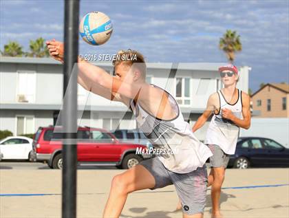 Thumbnail 3 in La Jolla vs. Point Loma (CIF SDS Open Division 3rd Place Final) photogallery.
