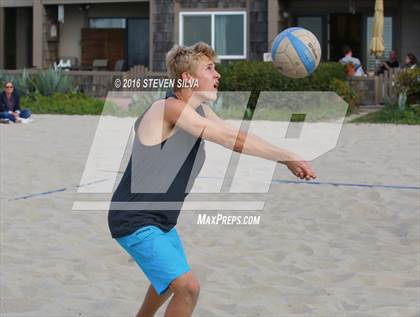 Thumbnail 2 in La Jolla vs. Point Loma (CIF SDS Open Division 3rd Place Final) photogallery.