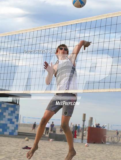 Thumbnail 1 in La Jolla vs. Point Loma (CIF SDS Open Division 3rd Place Final) photogallery.