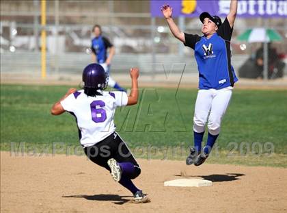 Thumbnail 3 in West Hills @ Santana photogallery.