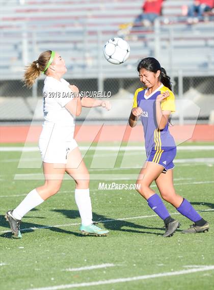 Thumbnail 2 in Desert Ridge vs. Mesa (Coyote Classic Soccer Tournament) photogallery.