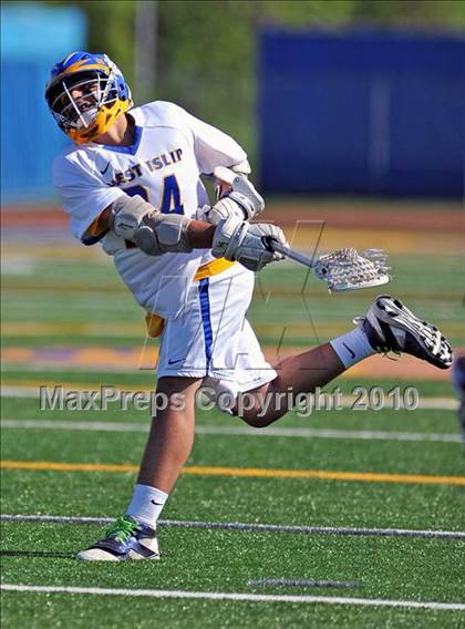 Thumbnail 2 in Ward Melville @ West Islip photogallery.