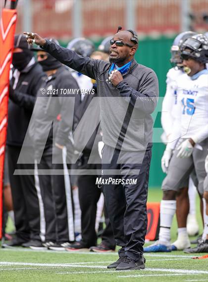 Thumbnail 3 in Red Oak vs. Mansfield Summit (UIL Class 5A D1 Quarterfinals) photogallery.