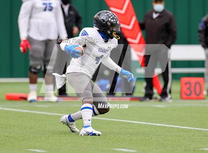 Thumbnail 1 in Red Oak vs. Mansfield Summit (UIL Class 5A D1 Quarterfinals) photogallery.