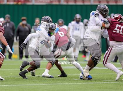 Thumbnail 2 in Red Oak vs. Mansfield Summit (UIL Class 5A D1 Quarterfinals) photogallery.