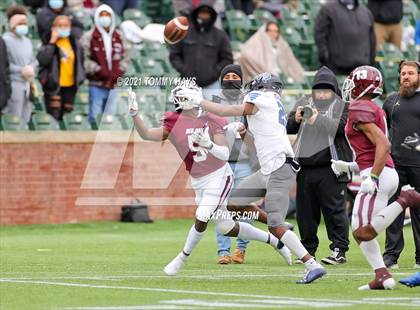 Thumbnail 3 in Red Oak vs. Mansfield Summit (UIL Class 5A D1 Quarterfinals) photogallery.