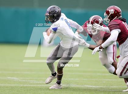 Thumbnail 3 in Red Oak vs. Mansfield Summit (UIL Class 5A D1 Quarterfinals) photogallery.
