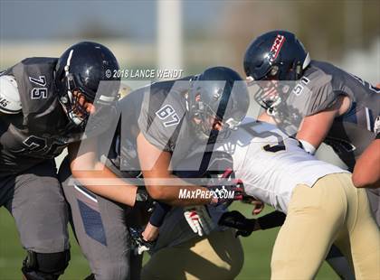 Thumbnail 2 in Mullen @ Columbine photogallery.