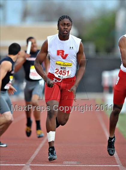 Thumbnail 3 in 44th Arcadia Invitational (Saturday's Boys Track Events) photogallery.