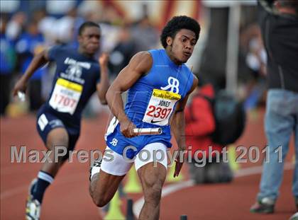 Thumbnail 3 in 44th Arcadia Invitational (Saturday's Boys Track Events) photogallery.