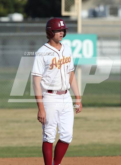Thumbnail 2 in El Modena @ Esperanza photogallery.