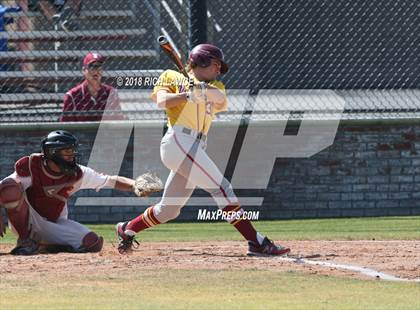 Thumbnail 2 in El Modena @ Esperanza photogallery.