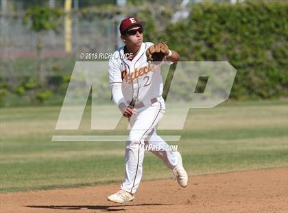 Thumbnail 1 in El Modena @ Esperanza photogallery.