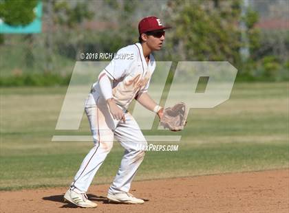 Thumbnail 1 in El Modena @ Esperanza photogallery.