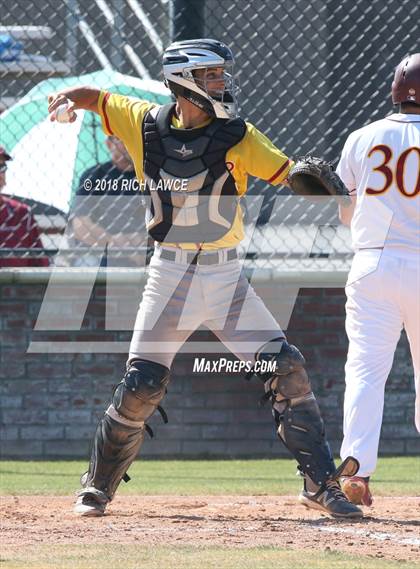 Thumbnail 2 in El Modena @ Esperanza photogallery.